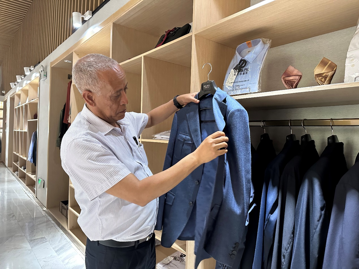 Domestic Products Highly Favored—Dukepu in Xianyang High-Tech Zone Receives Commendation from Diplomats in China_fororder_圖片3