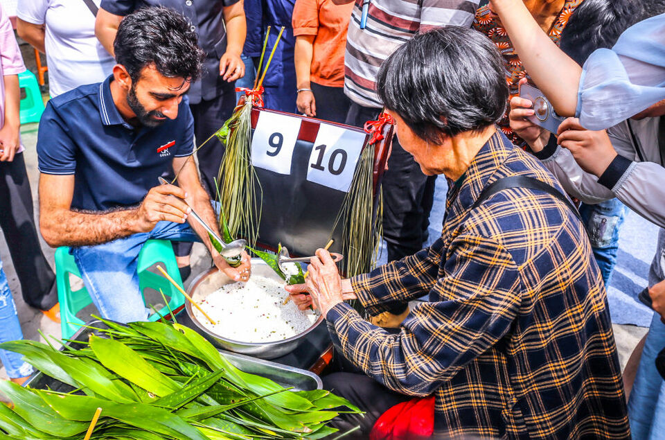外國友人在中國過“端午”