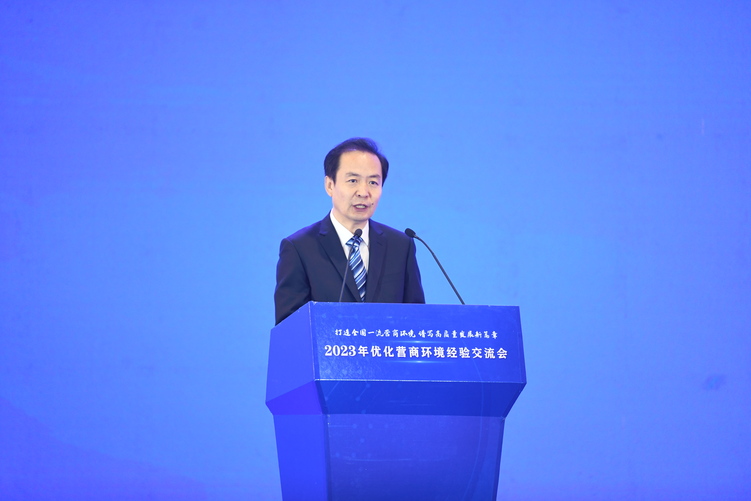 鄂爾多斯：力爭五年內邁入萬億GDP城市_fororder_DSC_5225.JPG