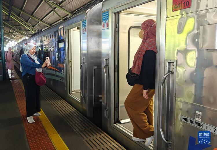 通訊：雅萬高鐵運營在即 印尼民眾已列好“心願單”