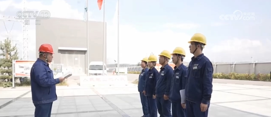 國慶我在崗 | 堅守一線守護光明 只為萬家燈火