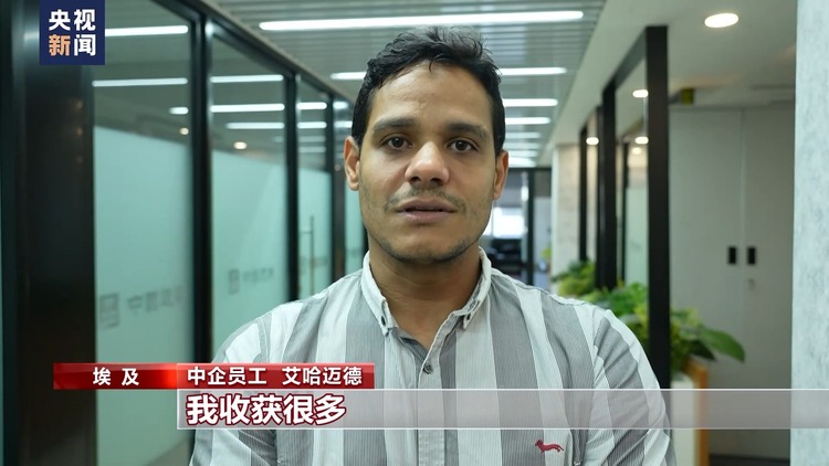 絲路畫卷·築夢丨依林：我在沙漠中見證新城誕生