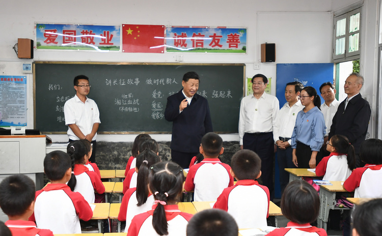 重溫 | “把紅色基因傳承好，確保紅色江山永不變色”