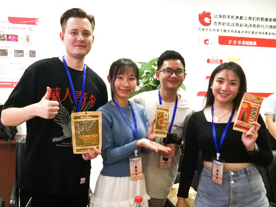 [Daka China 2023] 'Tasting Happiness': Foreign Internet Vloggers' Trip to ChaCha Food_fororder_圖片3
