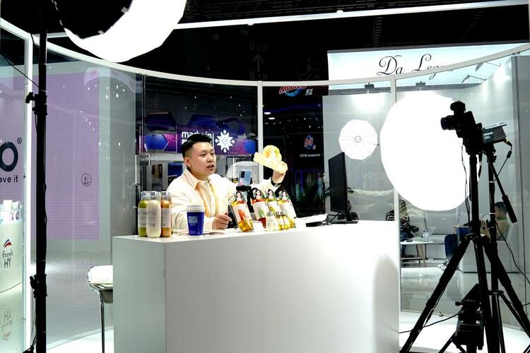 元首外交·心相近丨多走動、多交流，感受中美經貿合作的真實脈動