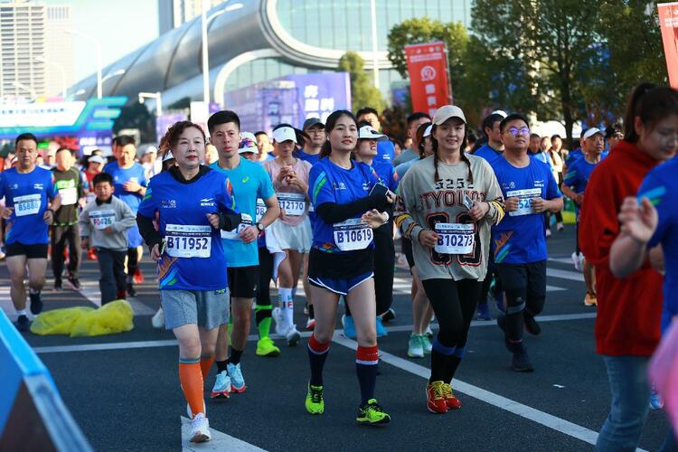 2023合肥馬拉松暨全國馬拉松錦標賽（第五站）11月19日正式開跑_fororder_mmexportfd8cd03e1d9b4074072487996e199750_1700352962776