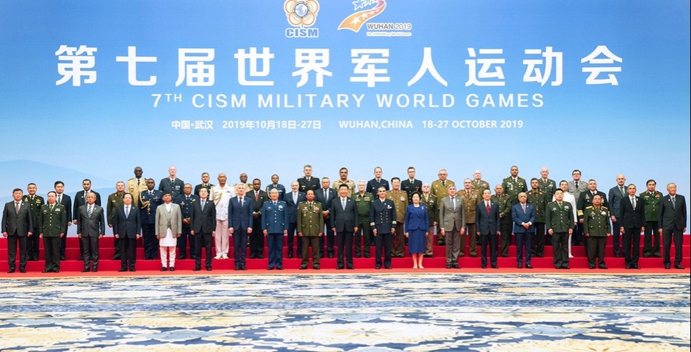 習近平集體會見各國防務部門和軍隊領導人及國際軍事體育理事會主要官員_fororder_-0