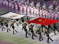 新華網評：奮勇拼搏展現軍人風采
