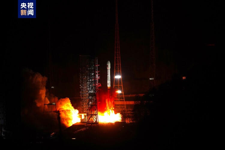 我國成功發射衛星互聯網高軌衛星