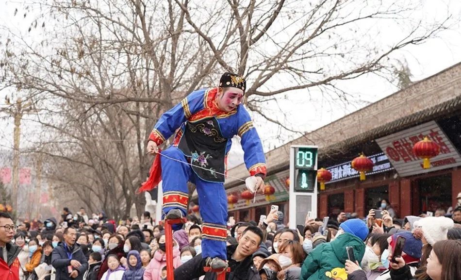 【原創】天水秦安：萬人空巷 ！ 22支社火隊齊聚街頭巡演“鬧春”_fororder_3