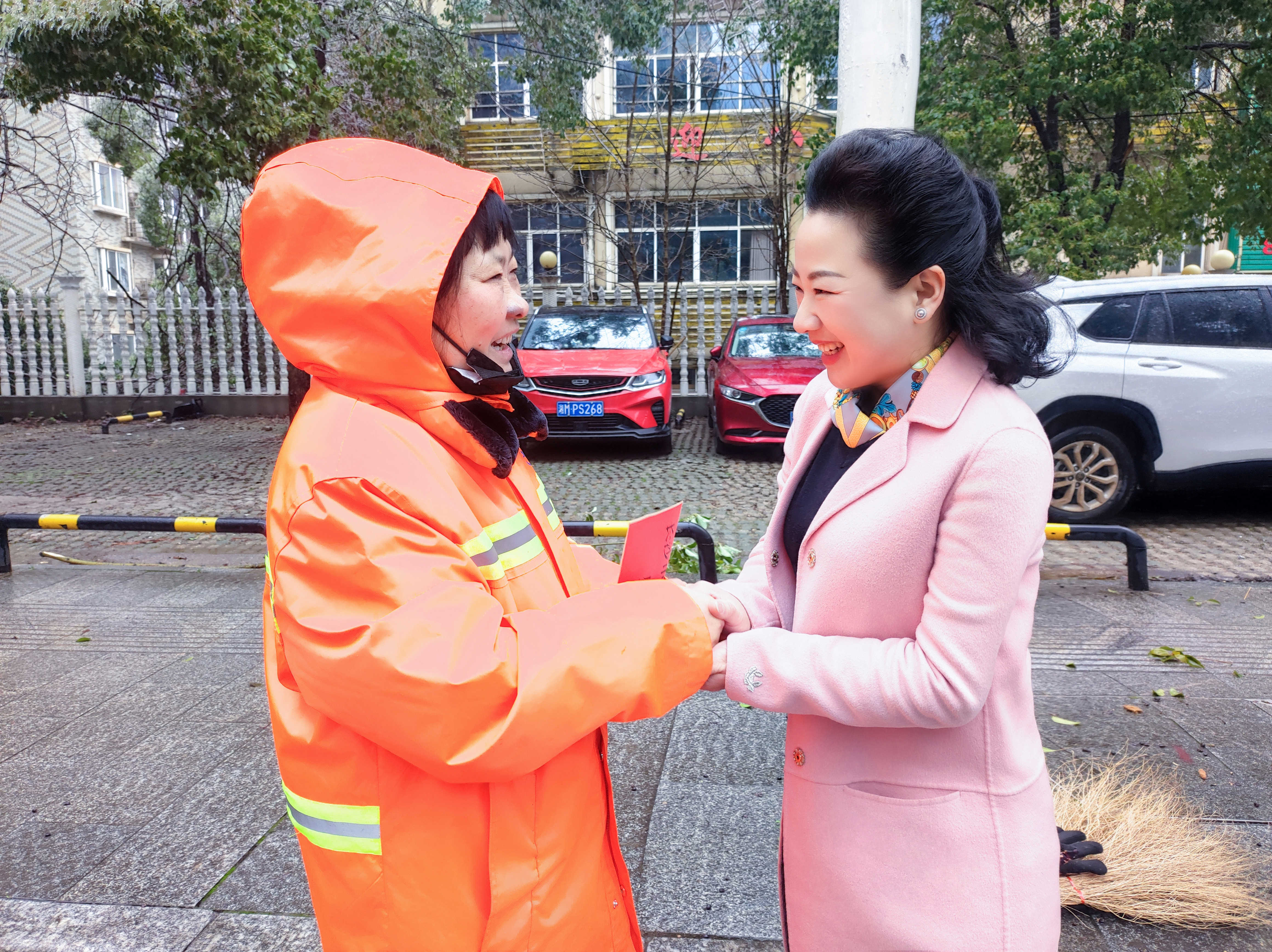 環衛女工黃新生的文學夢：書中尋夢，筆下生花_fororder_微信圖片_20240418162522