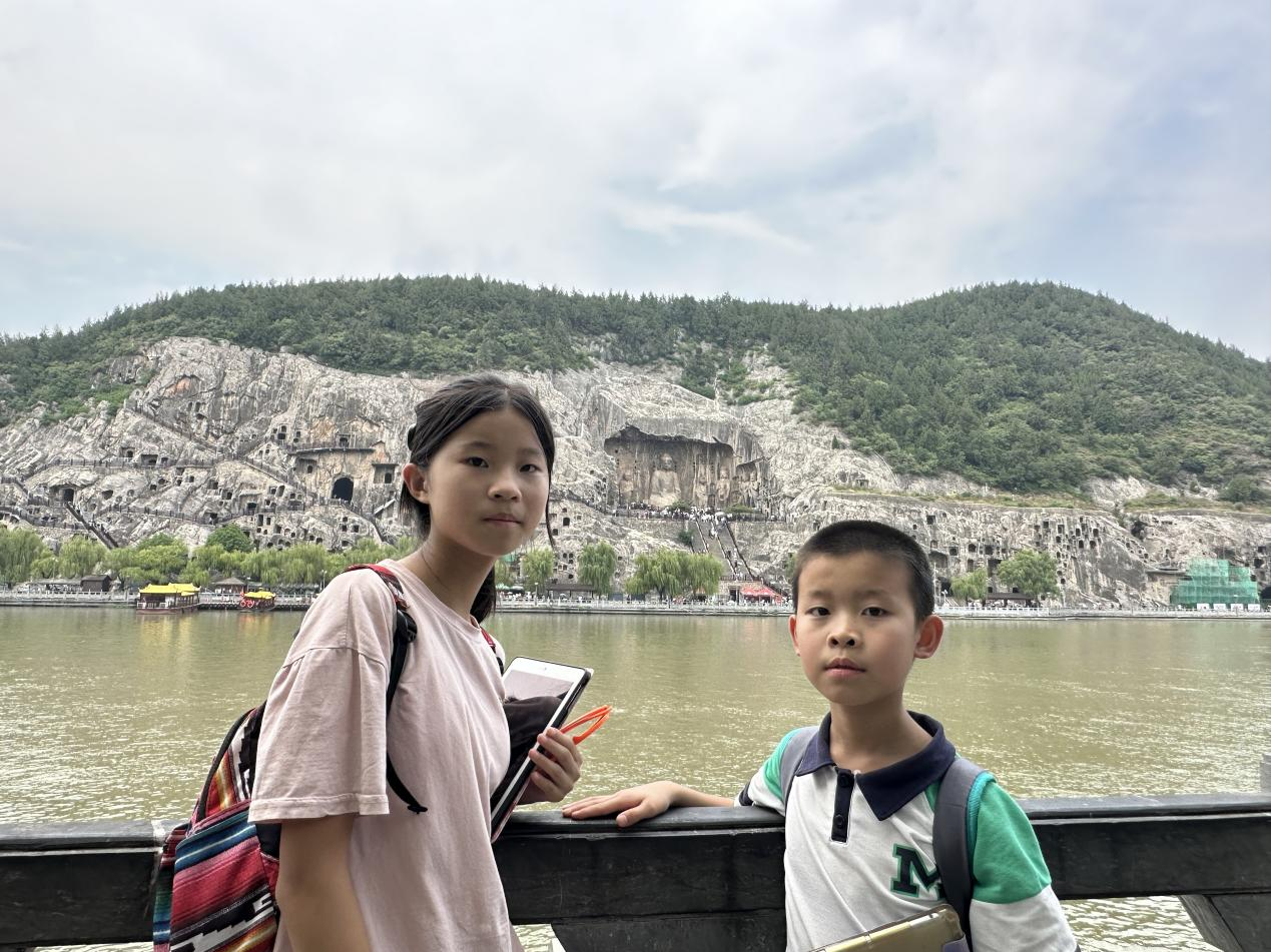 流暢英文對話國外網友！新時代好少年姐弟同心講好中國故事_fororder_圖片10