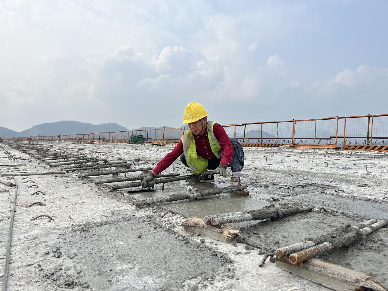 白南高速建設正酣 路基主體工程基本完工_fororder_圖片5