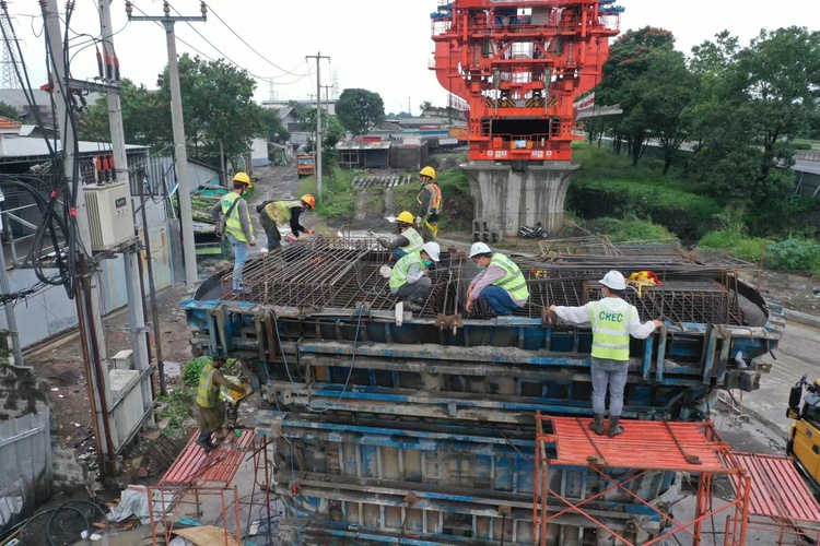 資訊有故事丨致青春 “很榮幸能夠參與到雅萬高鐵的建設中來”