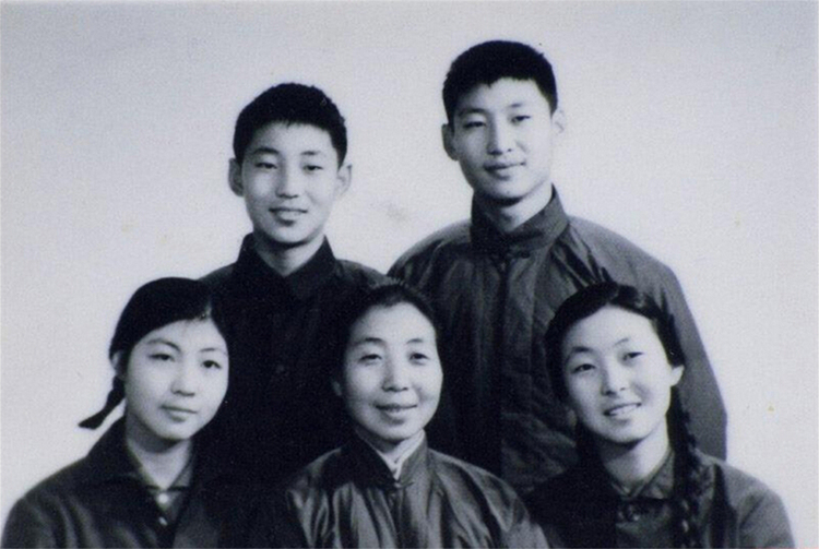 人民領袖｜一幅字裏的家風傳承