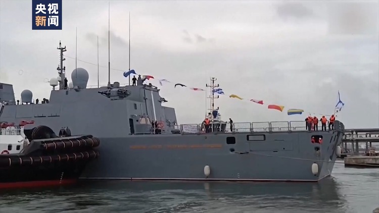 俄海軍艦艇編隊訪問古巴 美國“盯梢”