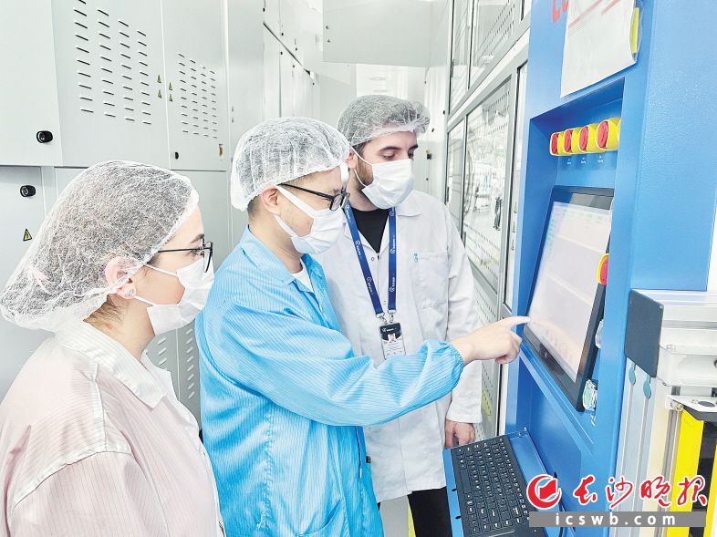 長沙先進儲能材料“閃耀”全球太陽能盛會_fororder_1111