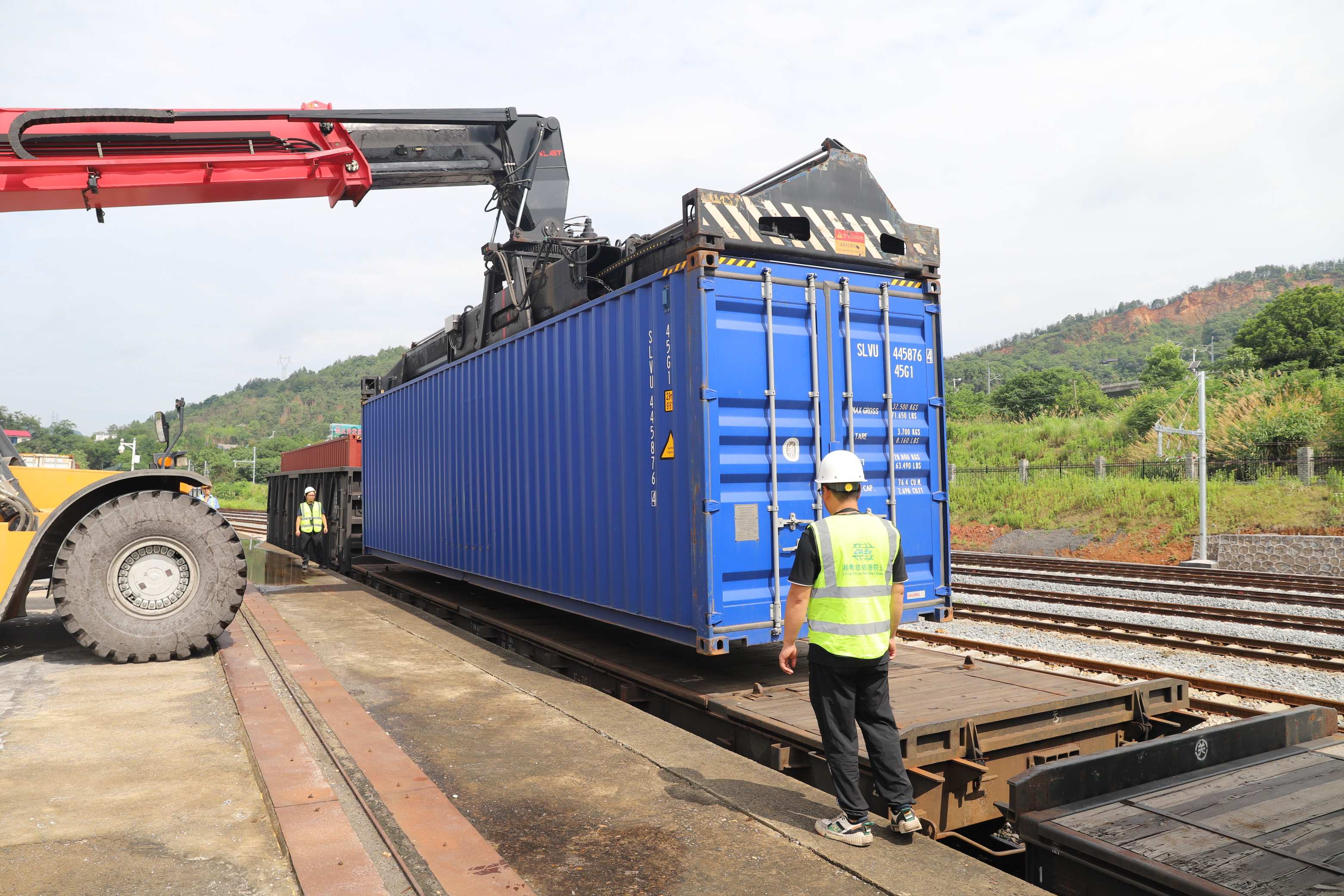 第1000列發車！“湘粵非”陸海聯運國際班列助力“湖南製造”出海_fororder_11