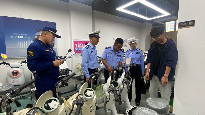【原創】隴南西和消防聯合交警部門開展電動自行車安全隱患專項整治行動_fororder_1