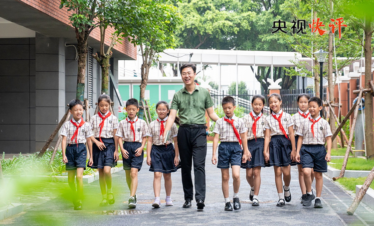 【央視快評】立報國強國大志向 做挺膺擔當奮鬥者