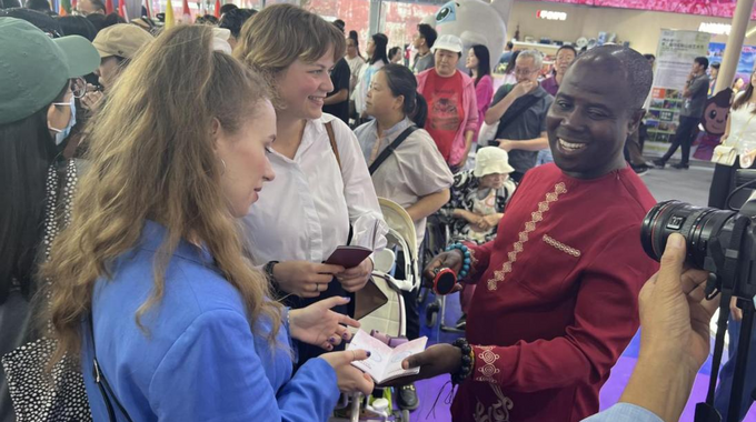BeijingService's Fans Visit 'Colourful World': Eager for More!_fororder_圖片19