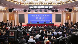 【國際銳評】穩如泰山的中國是世界之幸_fororder_20260308ff98ea0efaf7448fb80e1e04a15eb224_20260308675726678e514eccb0f6ec08581635b0