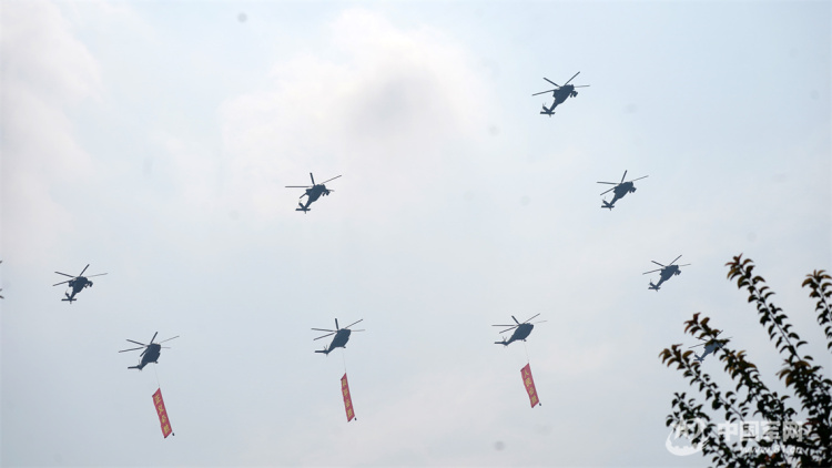 我在閱兵現場｜空中梯隊，致敬勝利_fororder_4