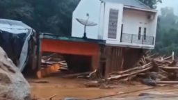 印尼洪水及山體滑坡遇難人數升至17人