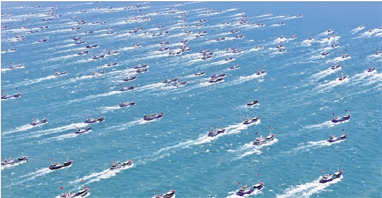 八千漁船出海淘鮮_fororder_zjrb2025080600001v04b007