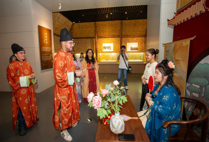 International Youth in Wuqing: Journey Through Past and Present to Explore Culture and Treasures_fororder_圖片10