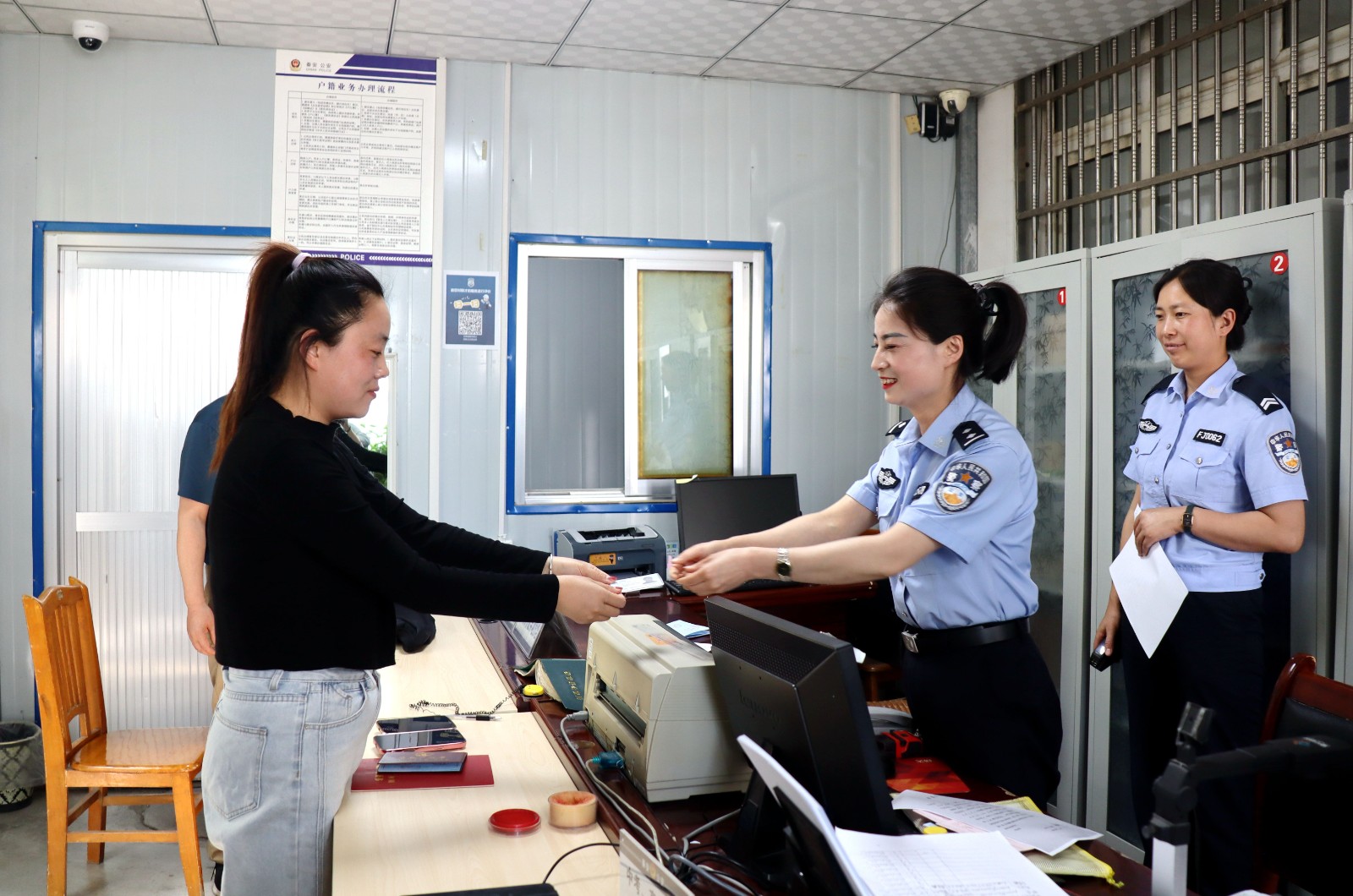 天水市秦安縣：多部門聯合護航 3592名考生安心赴考_fororder_(2)IMG_3675