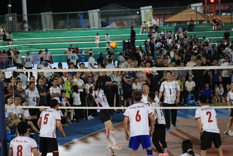 鄂爾多斯草原村排全市農牧民排球邀請賽開賽_fororder_圖片1(1)