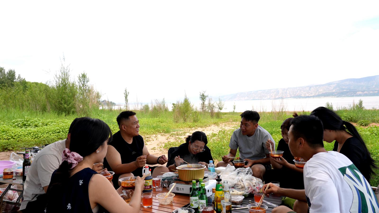 臨夏永靖：黃河三灣暑期旅遊火爆升溫_fororder_永靖3