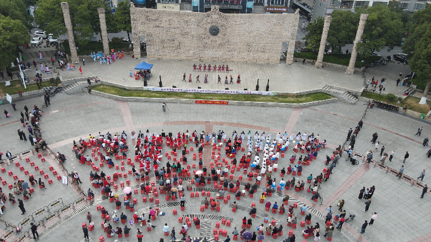 重陽溫情滿瑤都 湖南江華點亮“銀發”新活力_fororder_1