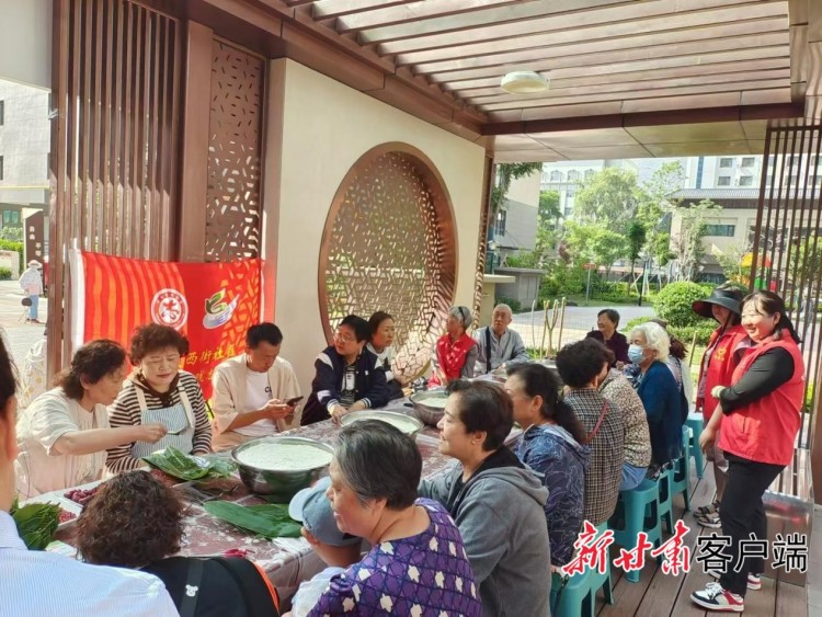 【甘快看】情係“一老一小” 繪就“朝夕美好”