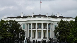 特朗普稱可能對150多個次要貿易夥伴統一加徵關稅