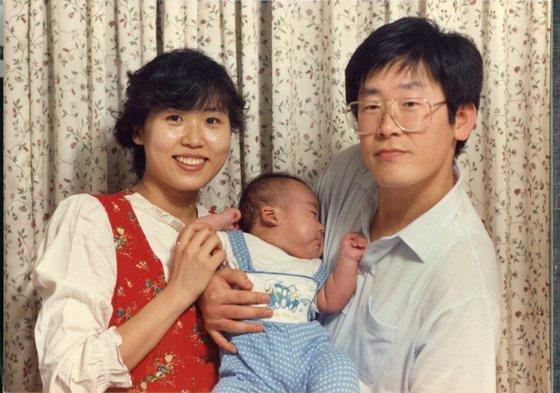 三戰總統終成正果 草根逆襲的李在明能否治愈撕裂的韓國？