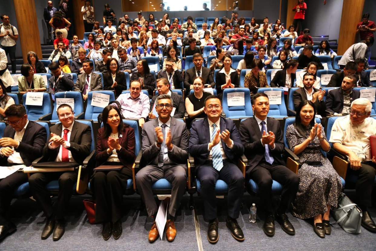 'Study in Beijing' Special Fair and Expo HSK Held in Mexico_fororder_圖片2