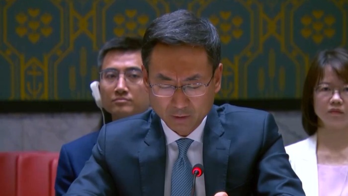中方敦促保持同阿富汗臨時政府對話接觸