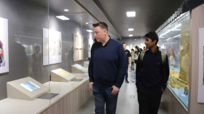 River Mud + Sunshine = "Soft Gold"? Global Creators Immerse Themselves in the Charm of Xiangyunsha Craftsmanship