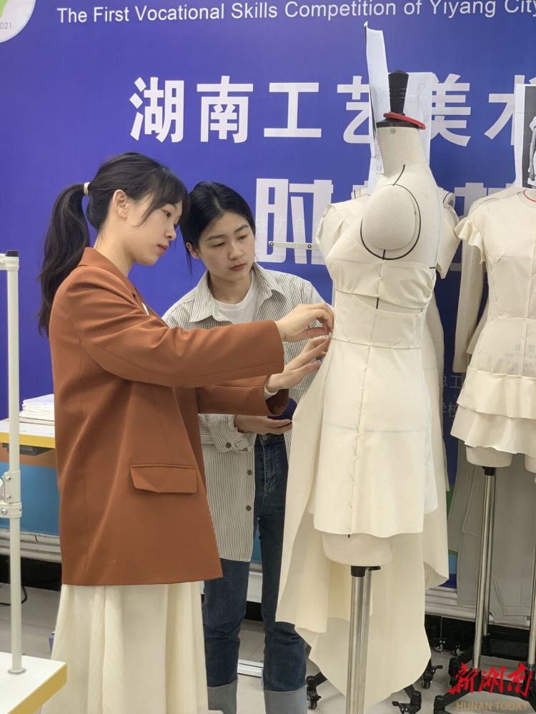 偏差2釐米也不行！湖南工藝美術職業學院師生超高要求備賽中