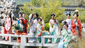 千年古韻煥新姿 問津園上演沉浸式文化盛宴
