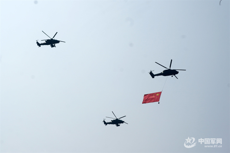 我在閱兵現場｜空中梯隊，致敬勝利_fororder_2