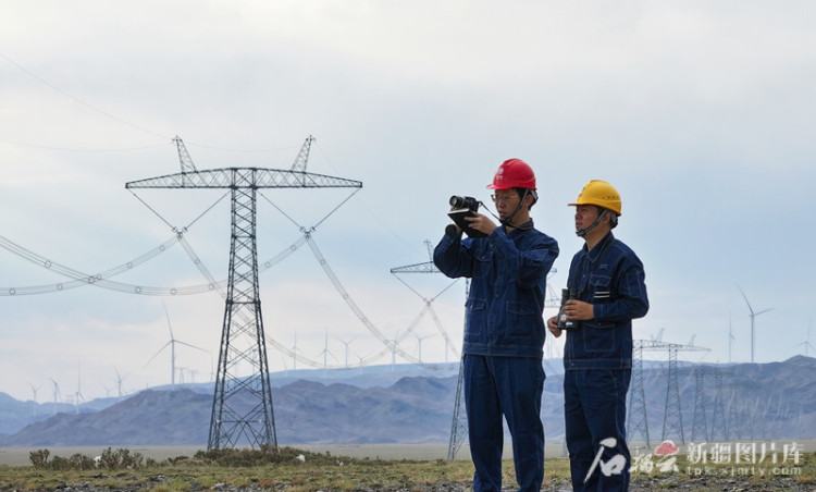 輝煌70年 奮進新征程丨疆電奔涌勢如虹