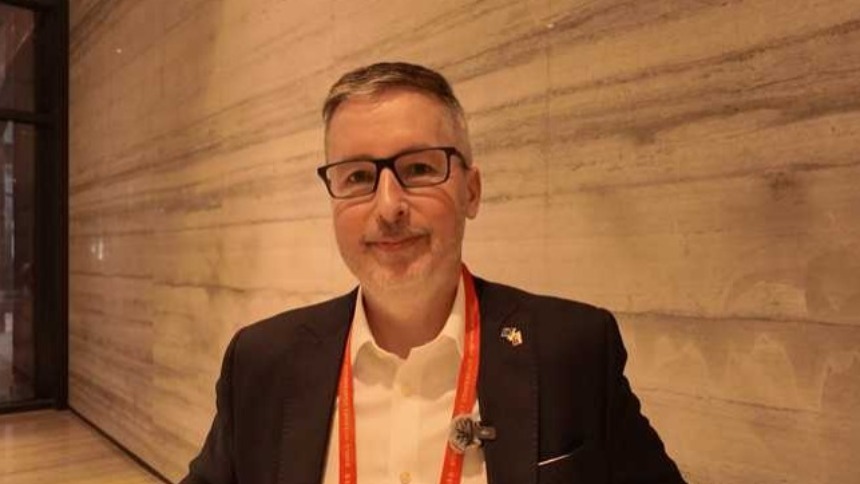 斯洛伐克前經濟部長：斯中合作推動數字化進程 應對人工智能挑戰