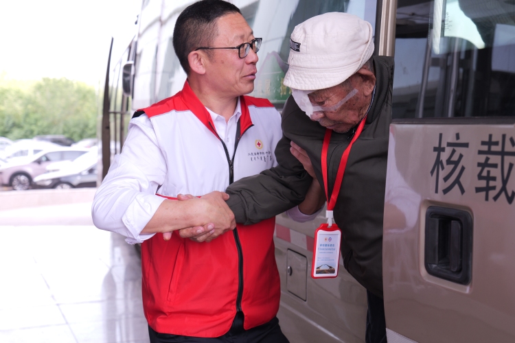 “ 一帶一路·光明行”蒙古國行動再續新篇：中蒙攜手點亮120例復明希望_fororder_P1051087.JPG
