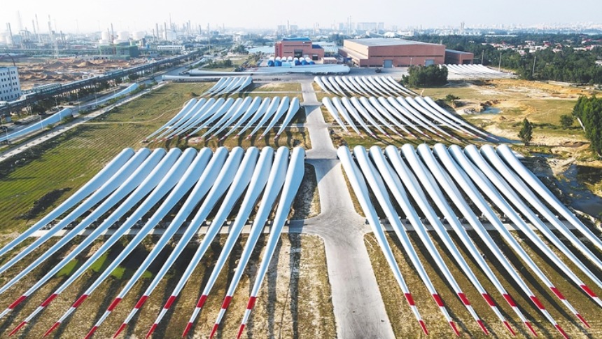 東方明陽基地： 為“綠電”生産添動能