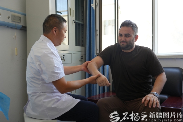 “新疆是一個和平而幸福的地方”——第七屆歐洲國家青年領軍者專題研修班參訪新疆