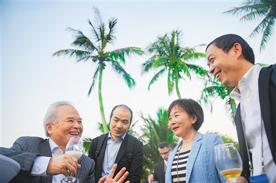 萬泉河畔春風暖 新朋舊友再聚首