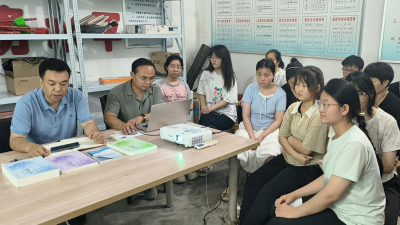 Nanyang, Henan: Free Gaokao Counseling Session Supports Village Students